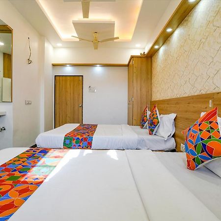 Fabhotel Galaxy Stay - Nr Morya Hospital ปูเน่ ภายนอก รูปภาพ
