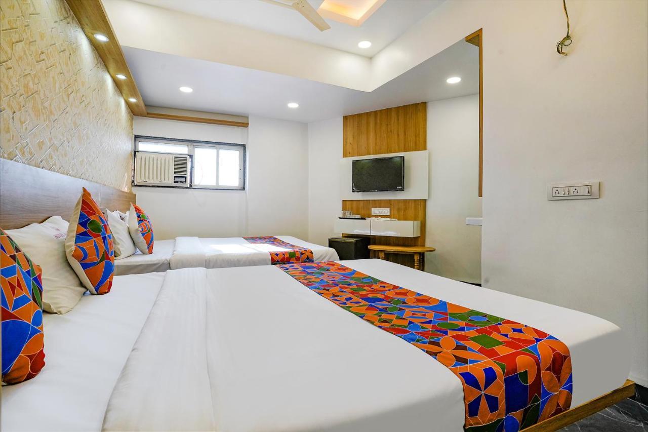 Fabhotel Galaxy Stay - Nr Morya Hospital ปูเน่ ภายนอก รูปภาพ
